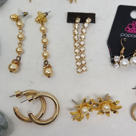 Gold Tone Drop Dangle Hoop Earring Lot AEL30a - Picture 3 of 9